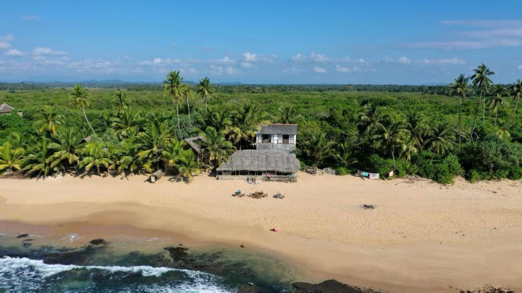 The Alpha Monkey Hotel & Tree House Tangalle Exterior photo